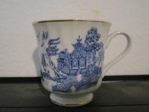 Blau & Weiß "Pagode" Sockel Kaffeetasse/Becher Goldrand KOSTENLOSER VERSAND gebraucht - Bild 1 von 9