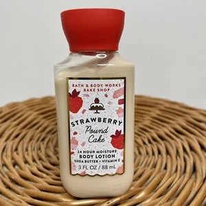 BATH & BODY WORKS BODY LOTION TRAVEL Sz NEW 3 OZ Original Strawberry Pound cake - Picture 1 of 2