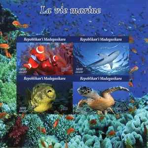 Madagascar 2020 MNH Marine Life Stamps Fish Fishes Sharks Sea Turtles 4v IMPF MS - Picture 1 of 1