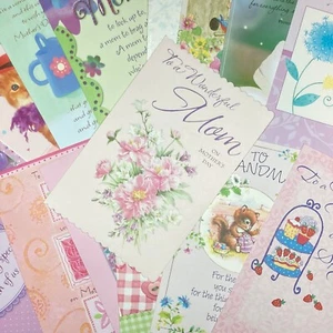 Lote de 103 tarjetas de felicitación del día de la madre nuevas sin usar, todas únicas, sin sobres - Imagen 1 de 2