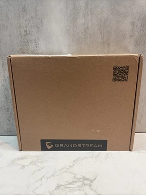 Grandstream GRP2602P IP Phone - Corded - Corded - Wall Mountable, Desktop - Image 1 of 4