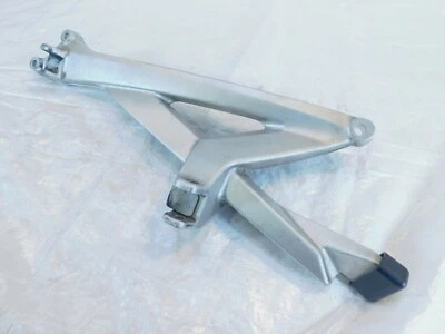 BMW K1300GT K1200GT 2005-2011 reposapiés delantero/trasero izquierdo soporte de montaje de clavija Foto 1 de 4