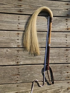 Horse Hair Fly Whisk - Picture 1 of 3