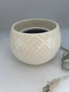 Yankee Candle Scenterpiece Easy MeltCup Warmer Wax Melter Herringbone Ivory - Picture 1 of 7