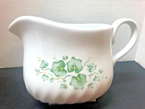 Corning Ware GRAVY BOAT Callaway Green Ivy Corelle Coordinates Vintage - Picture 1 of 2