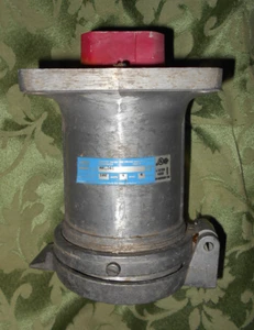 Crouse-Hinds Co. AR1041 100amps 4W 4P 600VAC 250VDC M72 receptacle - Picture 1 of 5