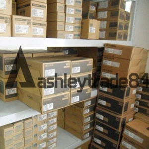 Servoaccionamiento Mitsubishi MR-J2S-100A-PY091 reacondicionado 1 pieza - Imagen 1 de 4
