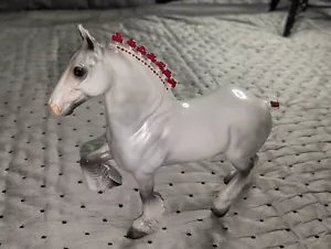 Peter Stone Christmas Clydesdale Model #9738 -Trotting Drafter - 1998 - Picture 1 of 24
