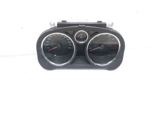 2005 Chevrolet Cobalt (2.2L / AT) Speedometer Cluster *90K Miles* PN 15855361 - Picture 1 of 5