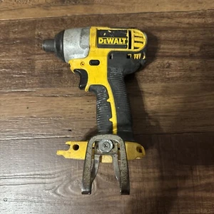 dewalt dc825 1/4 18v cordless impact driver - Picture 1 of 4