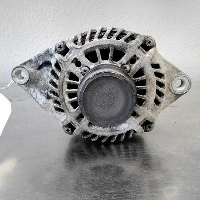 Alternador Patriota 120 amperios 2007-2017 2,4 L OEM Foto 1 de 4