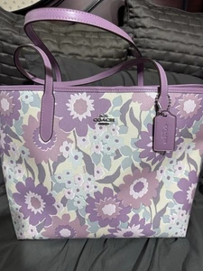 Coach City große Tasche Blumenmuster lila, beige und hellblau - neu mit Etikett - Bild 1 von 7