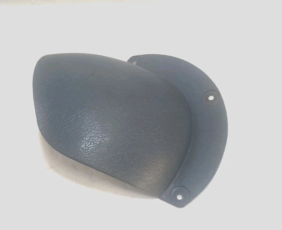 81-87 CHEVY GMC TRUCK Used RH Passenger Kick Panel Vacuum Actuator Cover 348744 - Image 1 of 4