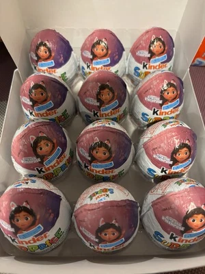 Juguete para casa de muñecas Kinder Chocolate Gabby’s ¡Paquete de 24! Foto 1 de 2