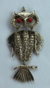 Vintage Large Owl Red Eyes Gold Tone Pendant Joint Hinged - Picture 1 of 3