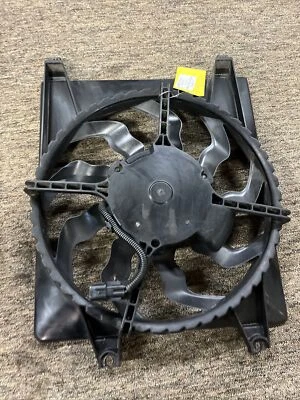 2007-2009 HYUNDAI SANTA FE CONJUNTO DE MOTOR VENTILADOR CONDENSADOR AC DIREITO FABRICANTE DE EQUIPAMENTO ORIGINAL DMR - Imagem 1 de 3