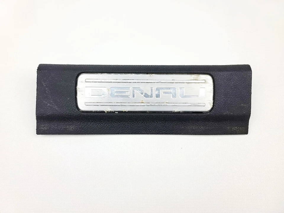 07-14 GMC YUKON TRASERO IZQUIERDO DERECHO O DERECHO DERECHO PUERTA UMBRAL PLACA CUBIERTA PANEL MOLDURA OEM Foto 1 de 2