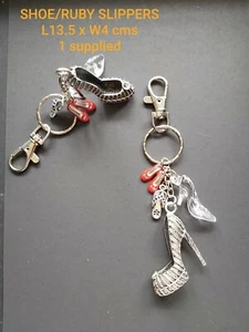 3D SHOE WITH RUBY SLIPPERS KEYRING BAG CHARM, CHARMS - Picture 1 of 1