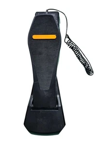 Rock Band Guitar Hero Wired Bass Drum Foot Kick Pedal Metal Xbox 360 PS2 PS3 Wii - Picture 1 of 1
