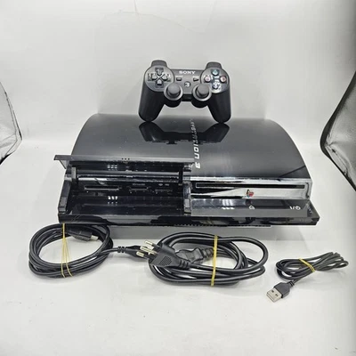 Sony PlayStation 3 Cechc03 - 60GB Console - Retrocompatibile Ps1 Ps2 Ps3 funzion - Immagine 1 di 4