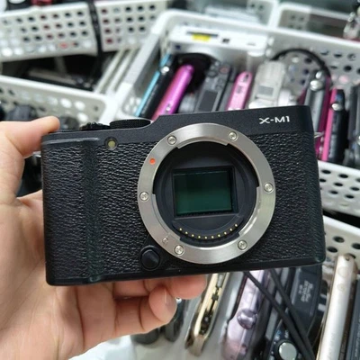 Fujifilm X-M1 Digital Camera Black Body English Language 100% Working 90% New - Image 1 of 4