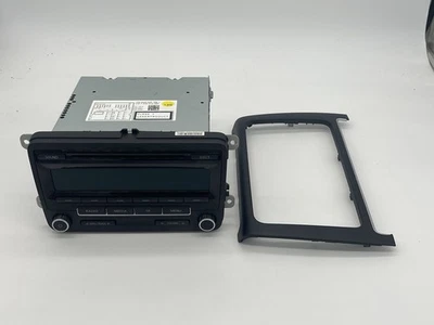 Original Autoradio VW RCD 310 / 5M0 035 186 J /  Polo Golf Tiguan Caddy Fabia - Bild 1 von 4