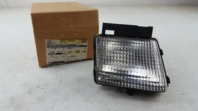 Nuevo 5974958 LÁMPARA DE ESTACIONAMIENTO Delantera Transparente Derecha 1990 Chevrolet Lumina GM NOS Parte Foto 1 de 3