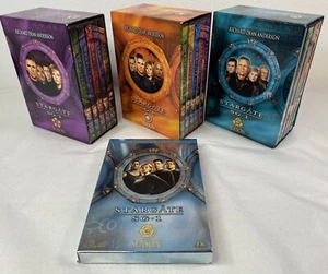 Stargate SG1 Seasons 5,6,7, & 10 Very Good Condition  - Foto 1 di 10