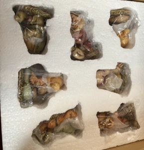 Harmony Kingdom ~ Disney ~ THE SEVEN DWARFS ~ NIB ~ Retail $195 ~ Ship Free - Picture 1 of 14