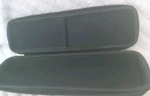 Estuche de viaje de almacenamiento rígido negro Aproca 12" de largo usado - Imagen 1 de 11