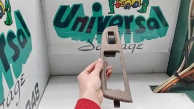 1996 Toyota Avalon Passenger Rear Window Switch  - Image 1 of 4