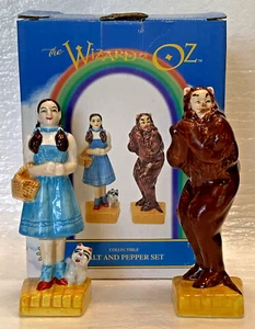 Vintage Wizard Of Oz ~ Dorothy & Cowardly Lion Salt & Pepper Shaker-1998 - NIB - Picture 1 of 14