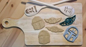 Cookie Cutter - Star Wars. Mandalorian baby Yoda Baking Fun Gift. Dough Fondant - Picture 1 of 3