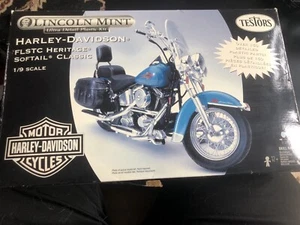 Testors Lincoln Mint Harley Davidson Softail 1/6th MotCycle Metal Model STARTED - Picture 1 of 19