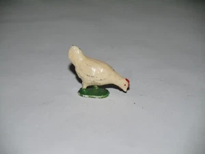 FIGURINE PLOMB BF FERME POULE BLANCHE PICORE - Picture 1 of 2