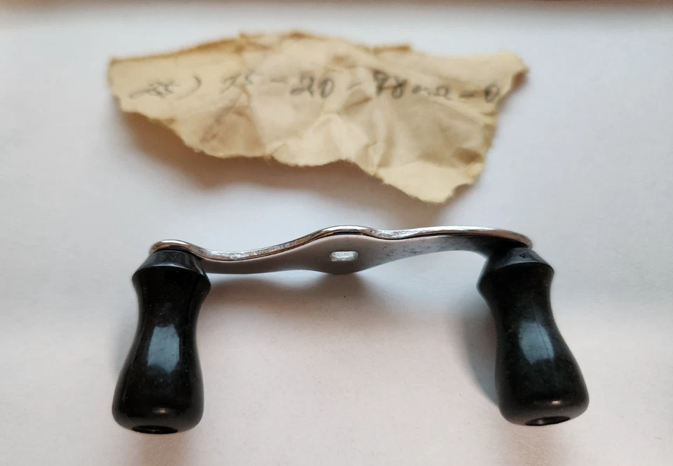 New old stock Shakespeare bait Casting Reel handle 25-75-20-8822-01 - Image 1 of 1