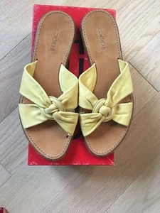 Preloved Hugo Boss Yellow Women’s Slippers Sandals Sz 39 - Picture 1 of 6