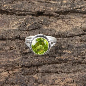 Peridot 925 Sterling Silver Band Anniversary Daughter Bezel Set New Ring Jewelry - Picture 1 of 9