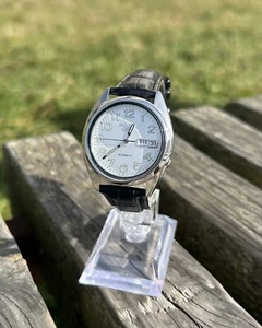 Vintage Seiko 5 Watch Vintage Automatic Mechanical Japan Retro Wristwatch 2000s - Picture 1 of 18