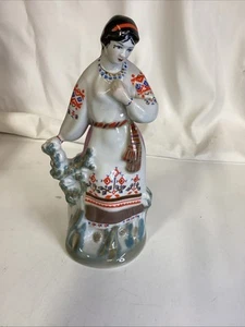 SOWJETISCHE POLONNE PORZELLAN FIGUR SCHÖNES UKRAINISCHES MÄDCHEN - Bild 1 von 11