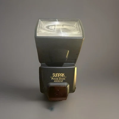 Sunpak Power Zoom Flash 4000AF for Canon - Image 1 of 4