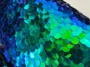 18mm Glitter Sequin Fabric Sparkling Paillettes Material 130cm Wide Irid. Green - Picture 1 of 4