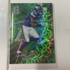 2016 Panini Spectra Neon Green 01 /25 Stefon Diggs #113 - Picture 1 of 2