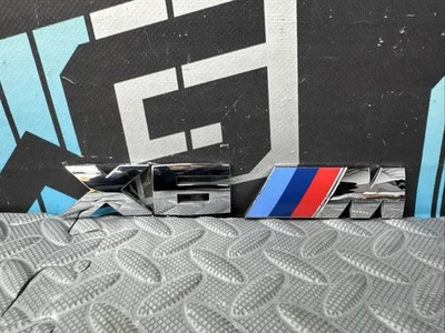 OEM 2015-2019 BMW X6M X6 F86 F16 X5M F85 EMBLEMA MALETERO TRASERO Foto 1 de 4