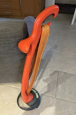 Flymo Speedi Trim Corded Garden Strimmer - Twin Line - GWO - Herefordshire - Image 1 of 4