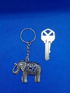 Silver KeyChain KeyRing Elephant Puffy - Picture 1 of 2