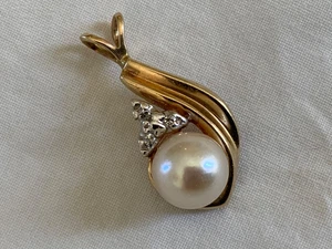 Diamond cultured Pearl 14K Gold 2 grams antique pendant charm Handmade in India - Picture 1 of 11