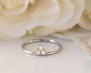 0.60 Ct Lab Grown Diamond Engagement Ring FG/VS 925 Sterling Silver Wedding Gift - Picture 1 of 7