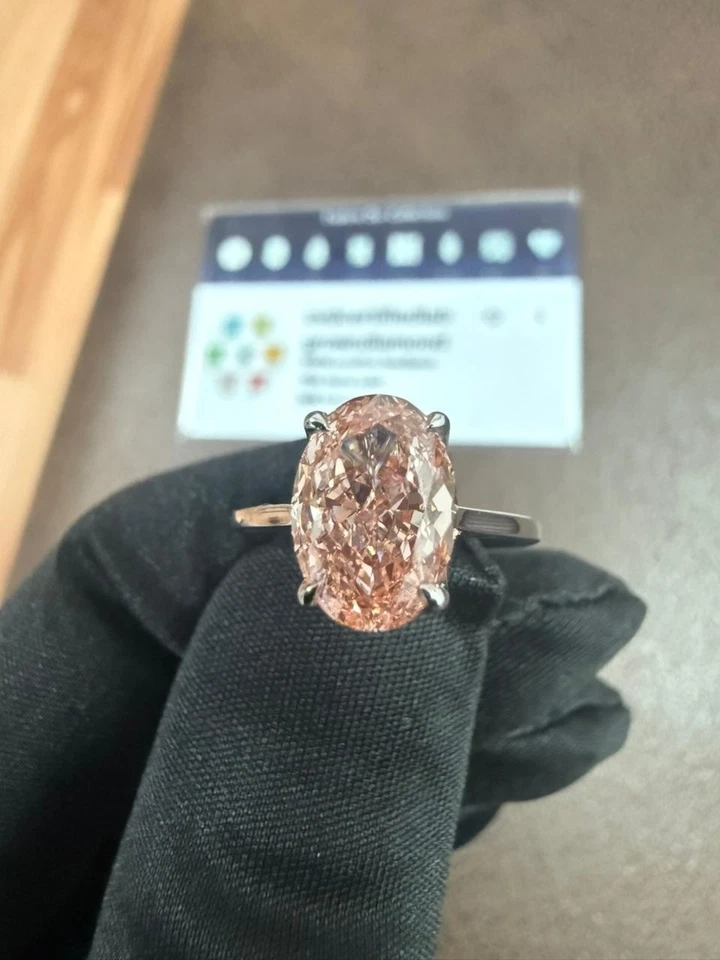 2.50 Oval Lab Grown Diamond For Engagement Ring 14 KT Gold IGI Certified - Image 1 of 4