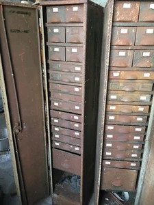 Amazing Vintage Industrial Engineers Cabinet 17 Drawer And Segmented. 2 Of 2 - Picture 1 of 12